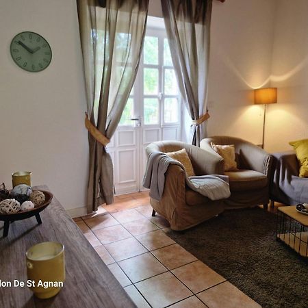 Hotel Le Pavillon De St Agnan Hautefort Esterno foto
