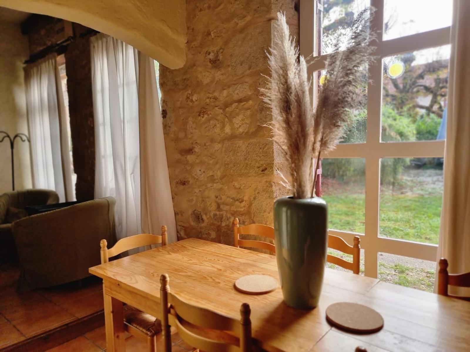 Hotel Le Pavillon De St Agnan Hautefort Esterno foto